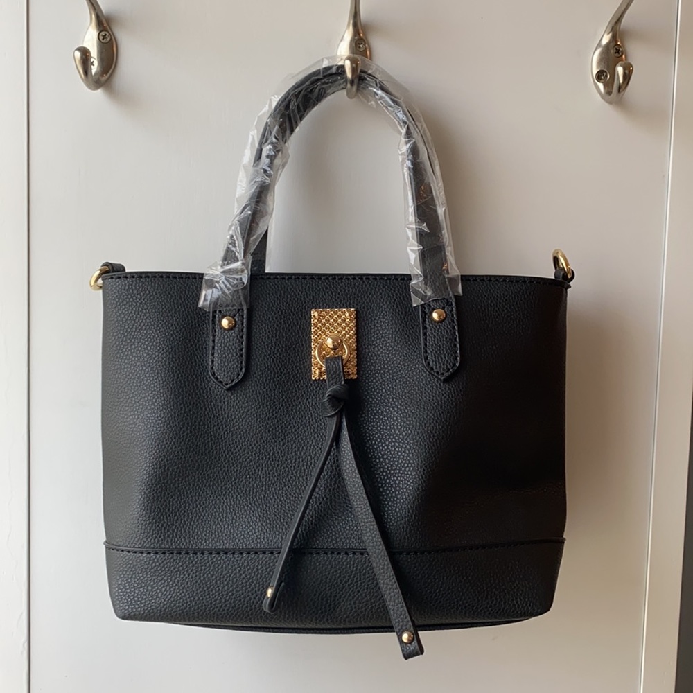 NWOT Black Handbag - Crossbody bag